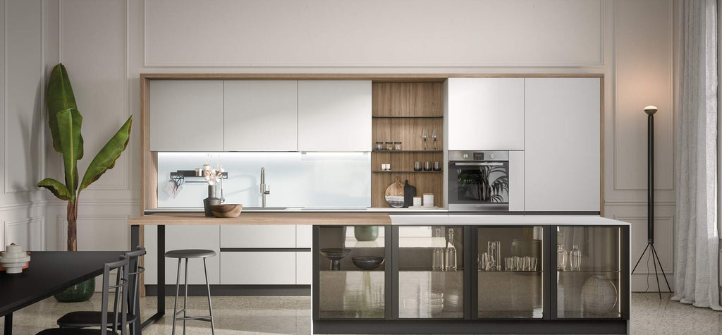 Composizione cucina lineare con boiserie metallo brunito e penisola rovere con gamba metallica