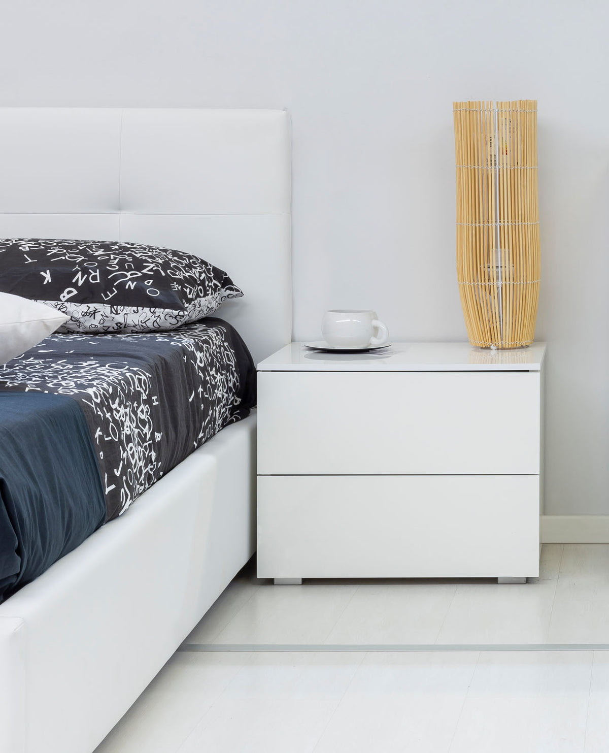 Comodino 2 cassetti bianco opaco