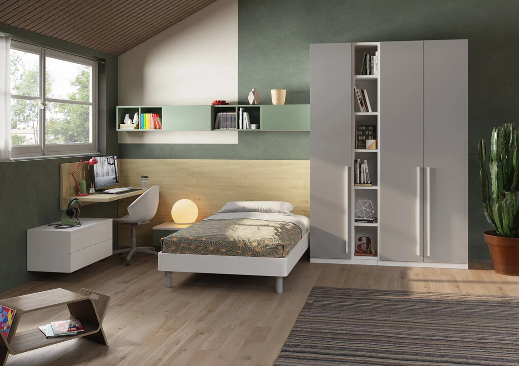Cameretta con letto completo di boiserie, cassettiera e scrivania sospesa e armadiatura con vano a giorno