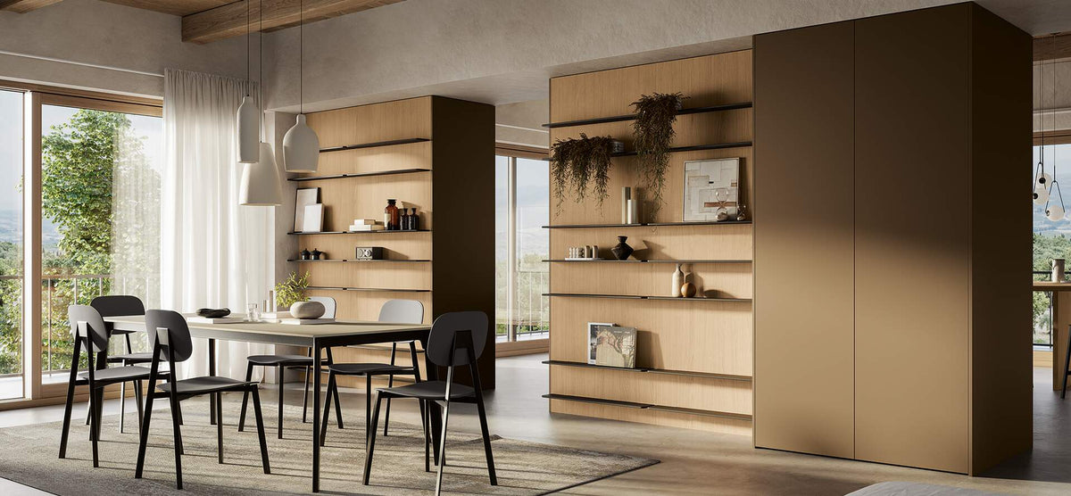 Composizione cucina con isola e colonne bifacciali