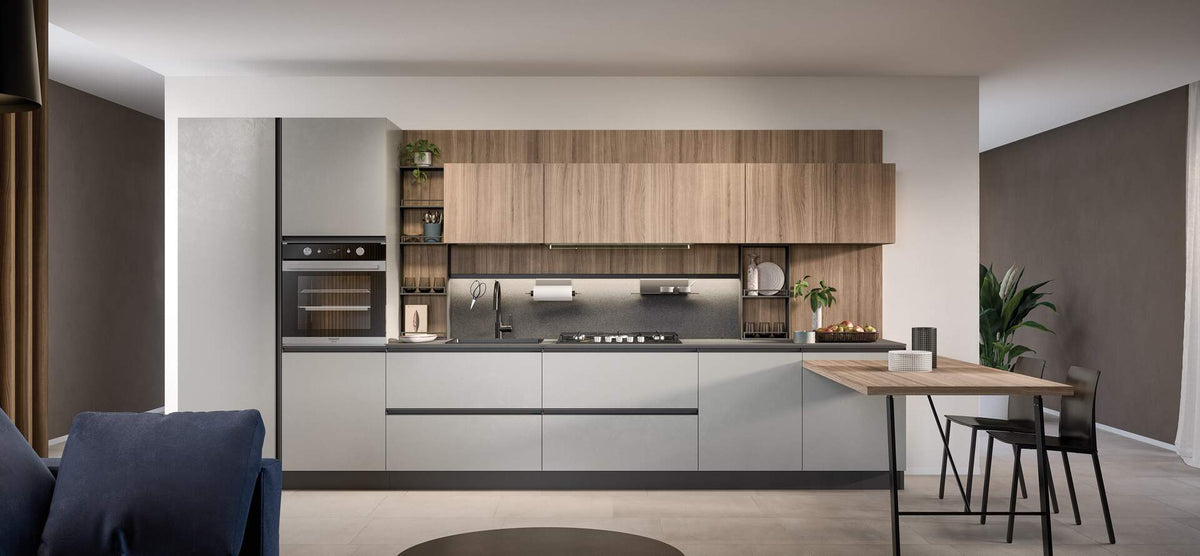 Composizione cucina lineare con pensili a contrasto e tavolo integrato