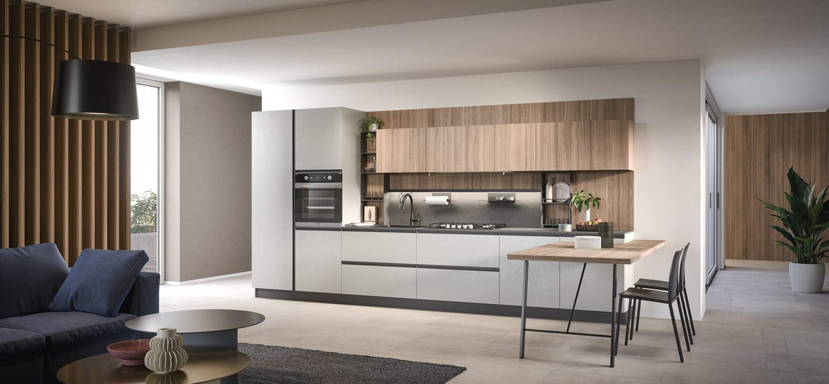 Composizione cucina lineare con pensili a contrasto e tavolo integrato