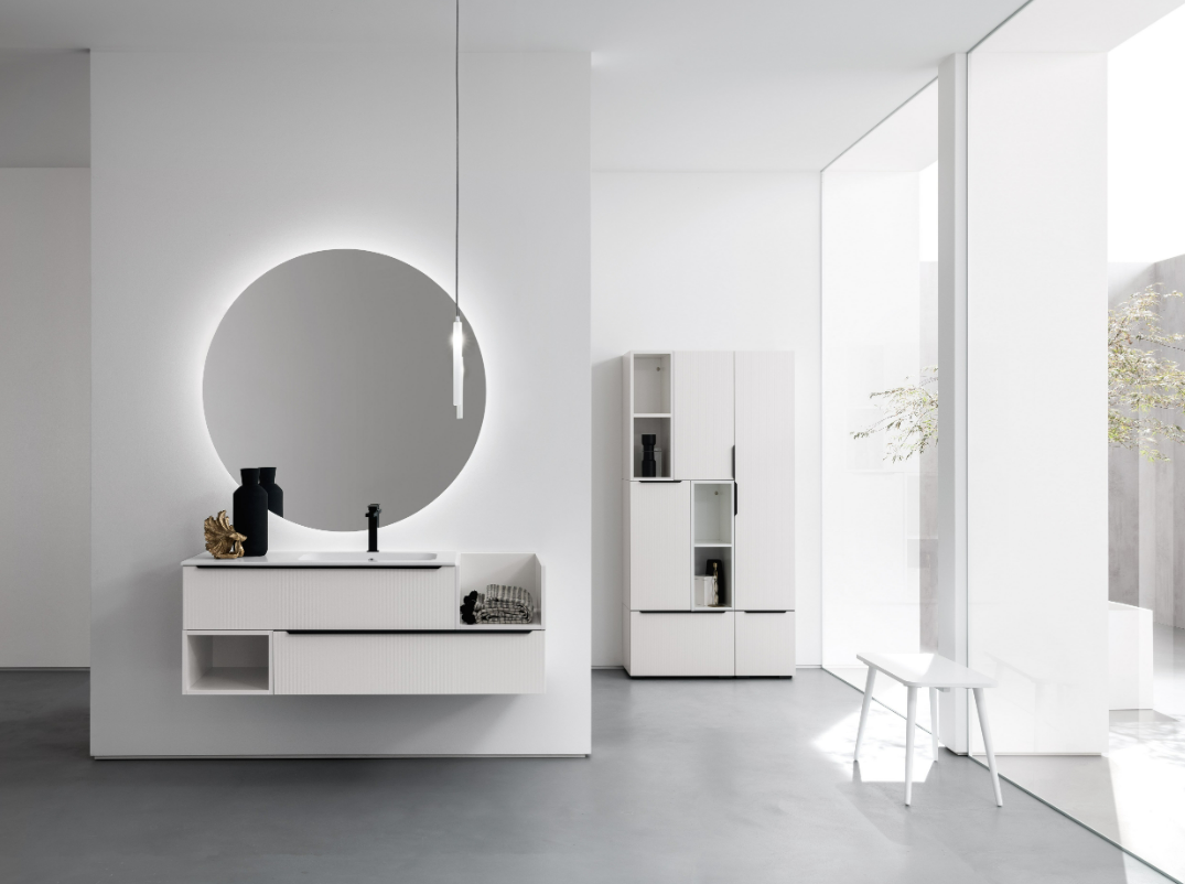 Composizione bagno con base sospesa a elementi a giorno portalavabo e colonna con elementi a giorno