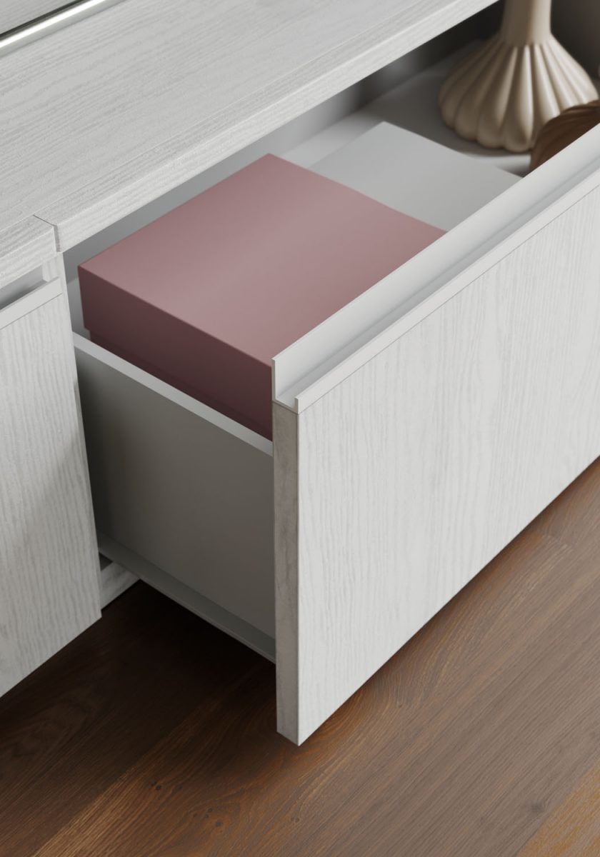 Zona giorno con base porta TV, elementi push-pull sovrapposti e cubolotti porta oggetti